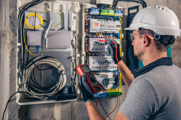 Best Electrical Contractors for Businesses  in Tipton, MO